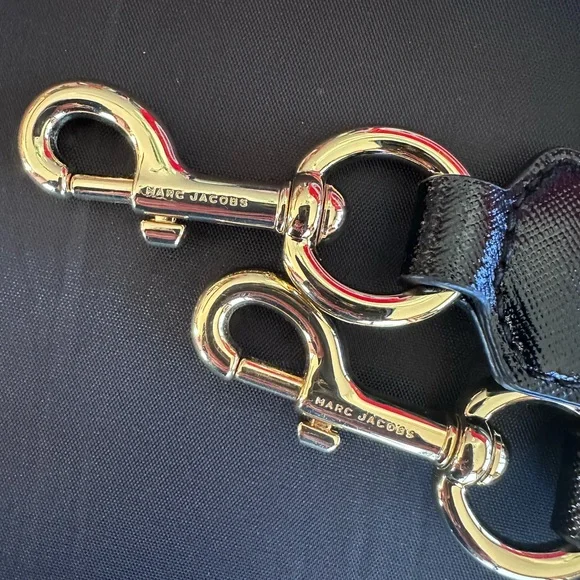 Marc Jacobs Red Patent Heart Logo Camera Crossbody Bag Limited Edition❤️ - Picture 4 of 15